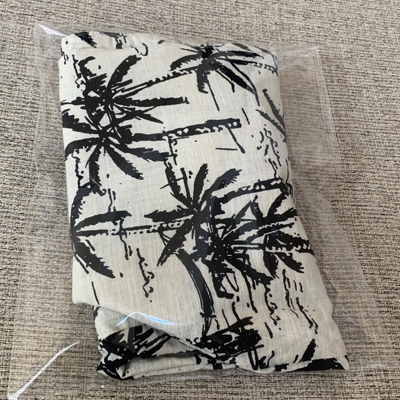 Sz xl 18/20 husky Men's Tropical Palm Print Shirt - Black and Cream vacation top - Picture 13 of 13